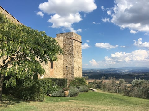 Popular Airbnb listing: Medieval TOWER in Italian Burg of 1200 (UMBRIA) in Marsciano
