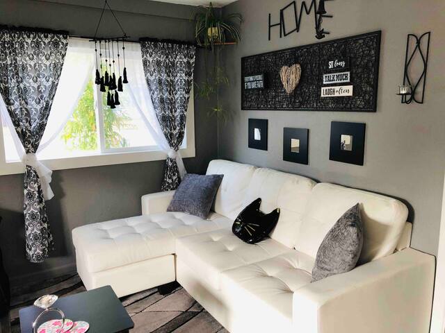 Airbnb Medford Vacation Rentals Places To Stay Oregon