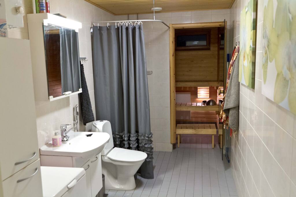 Bathroom & sauna