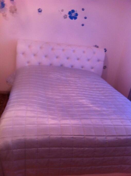 Bett 160 X 200