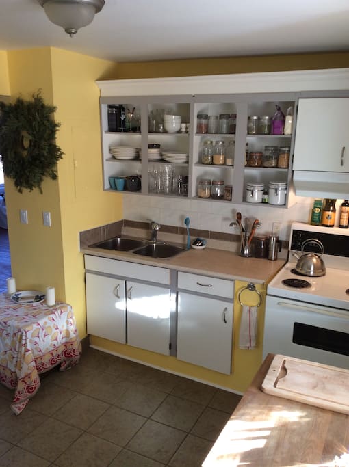 You are welcome to enjoy the cooking experience of such a spacious and bright kitchen!