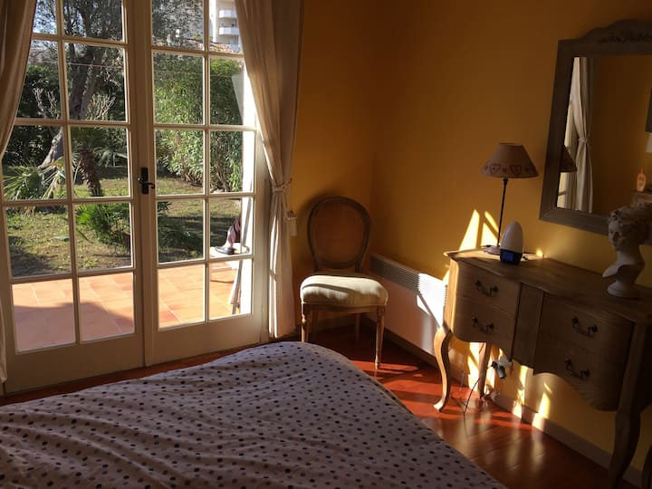 Საძინებელი კარადა 1