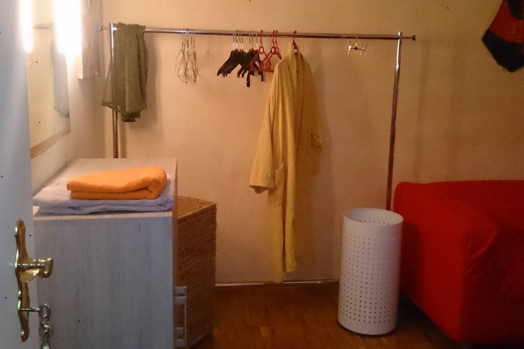 Ihr Zimmer