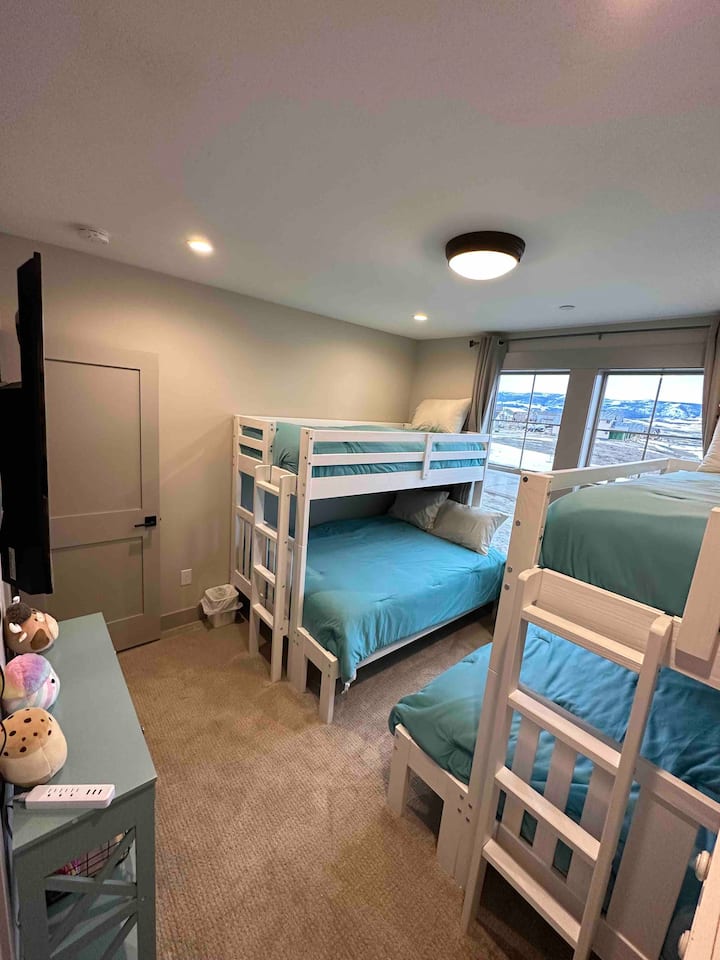 Divertente stanza con letti a castello!