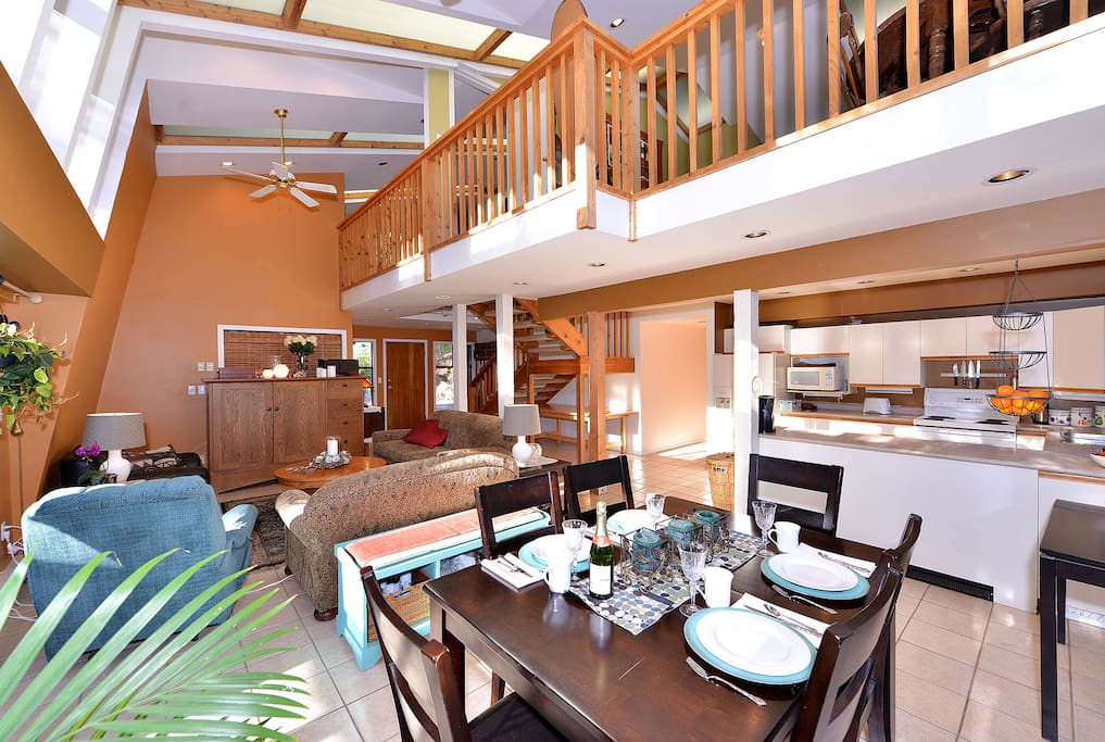 Open concept dining room, living room and kitchen