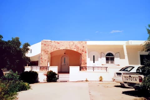 Villa EIeanna near sea