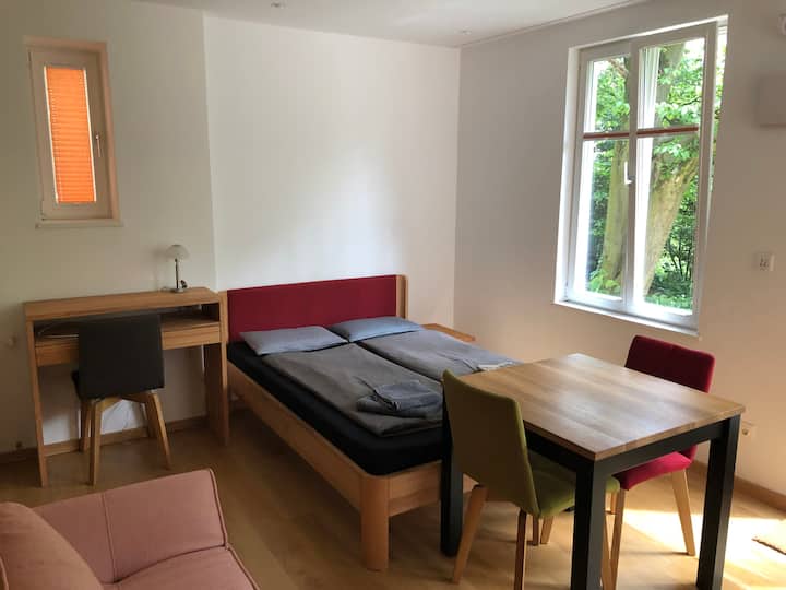 Doppelbett de tamaño completo: 1,40 x 2 m