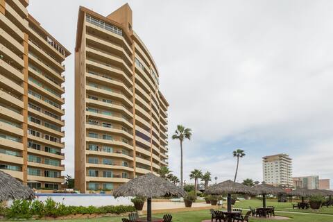 Rosarito Lovely Beachfront Condo, Baja