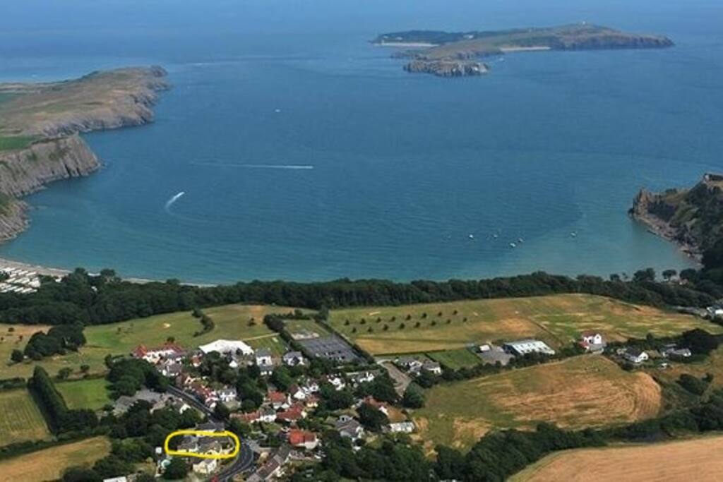 Lydstep village.We are marked in yellow.