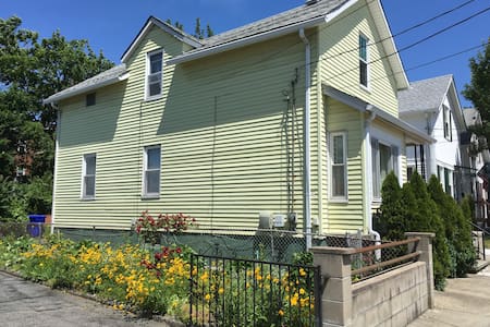 Top 20 East Providence Vacation Rentals, Vacation Homes & Condo Rentals