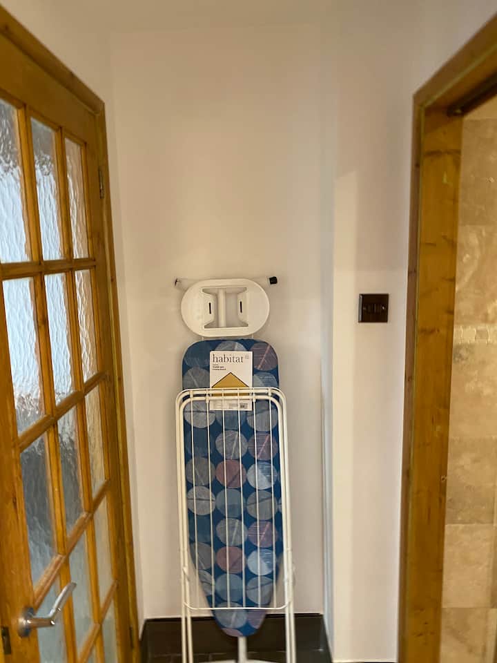 Superior one bedroom Flat, raised ground floor