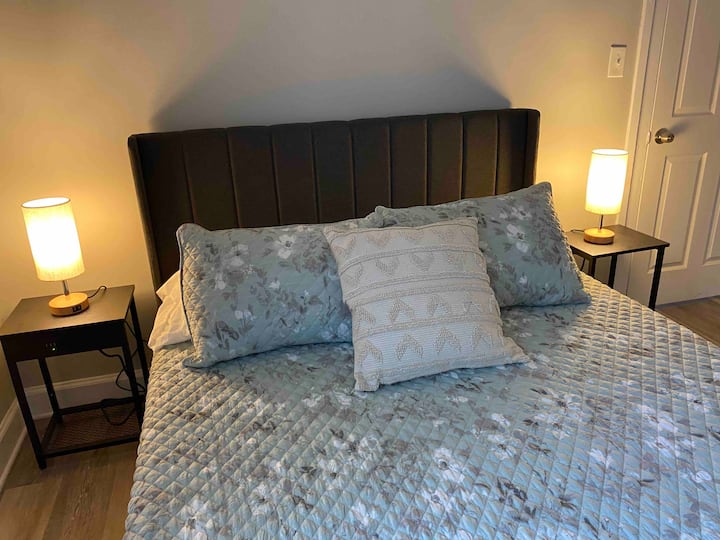 Letto matrimoniale nella seconda camera da letto 