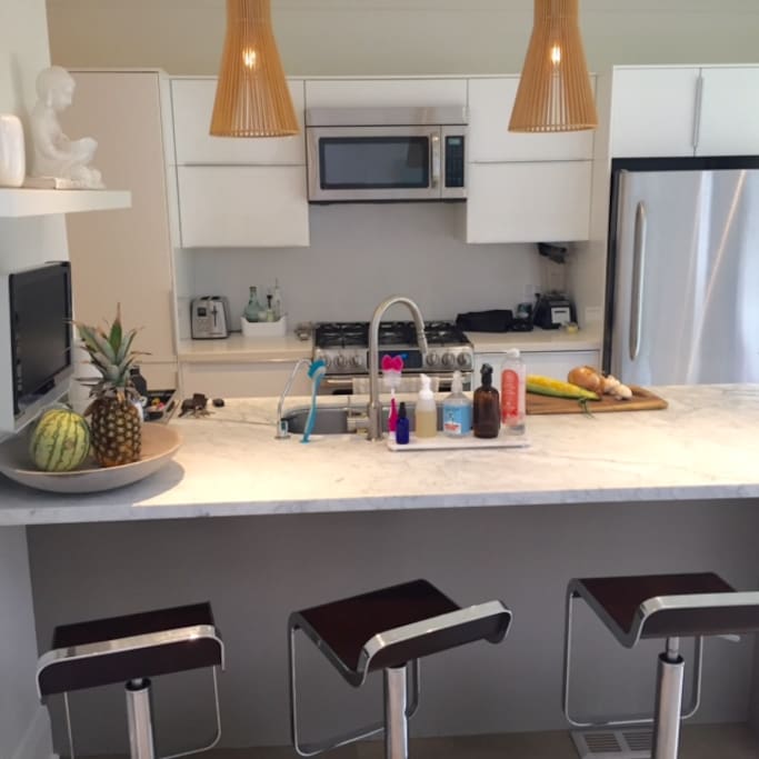 Full Kitchen