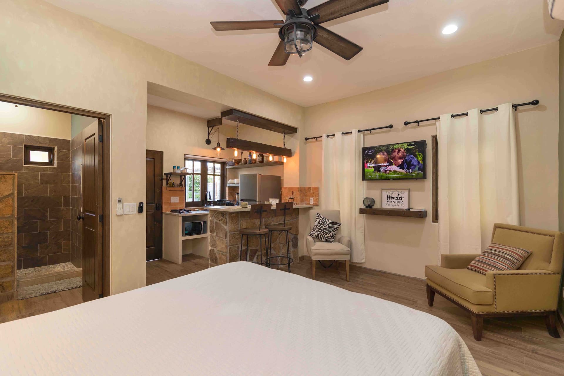 Loreto80– NEW Studio Agave, in downtown by beach