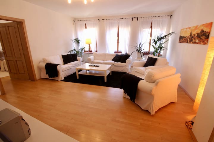 3 bedrooms apartment in Prague center