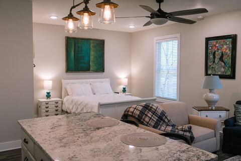 Newly Built Studio in Downtown Bowling Green