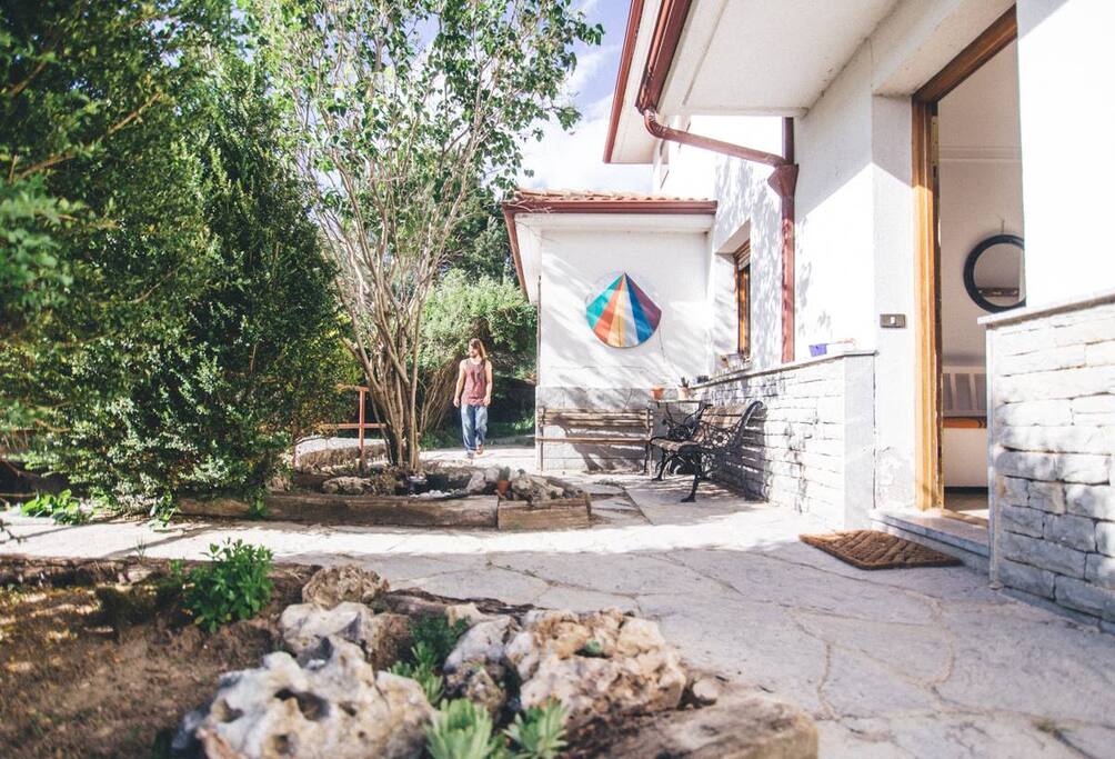 Este rincón es el más soleado. Por las tardes el mejor lugar para leer y tomar un rico café.