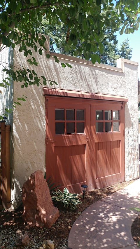 North End Casita