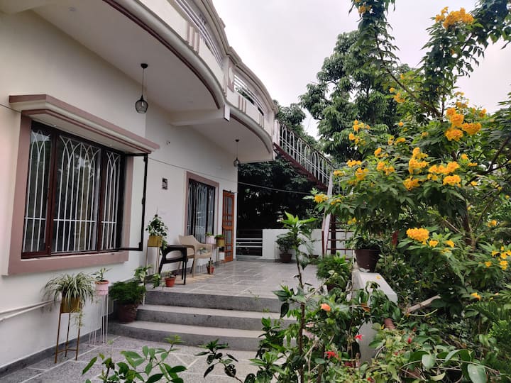 tourist guest house haridwar