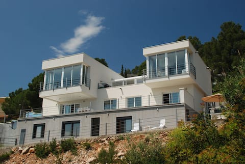 CasaSuala villa/apartment+private pool+great views