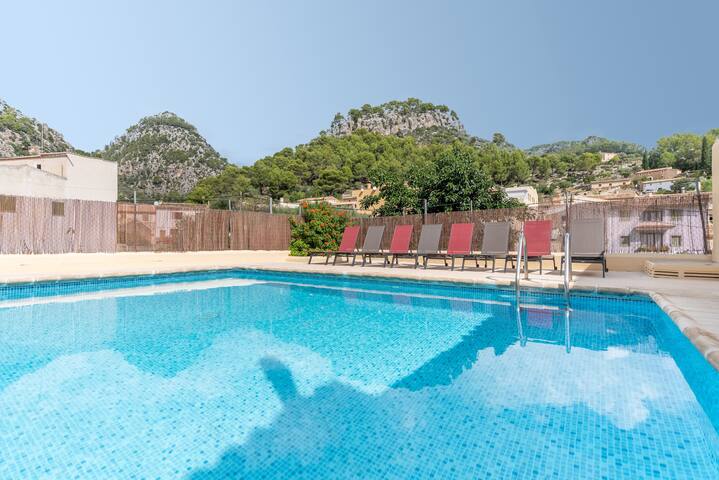 Can Roseta gallery image 3