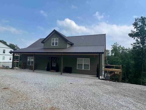 Brand New Nolin Lake-Mammoth Cave Area Home