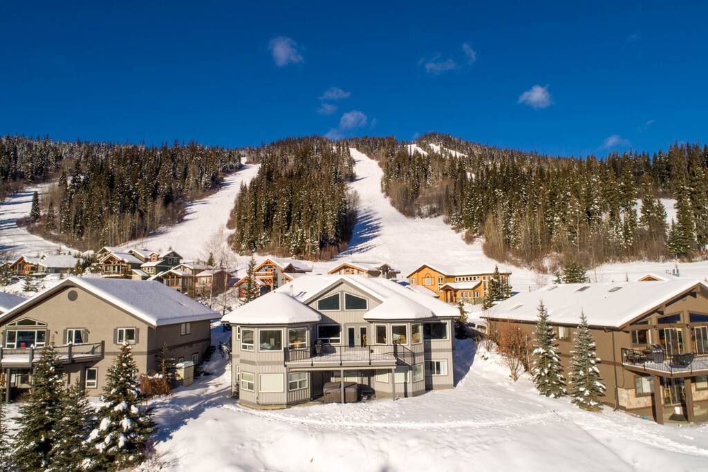 Ski In SKi Out