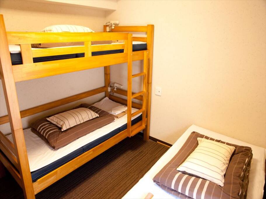Modern Japanese style Triple room with private bath