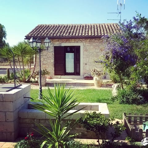 Villa Giusy. Large Sicilian Villa private pool