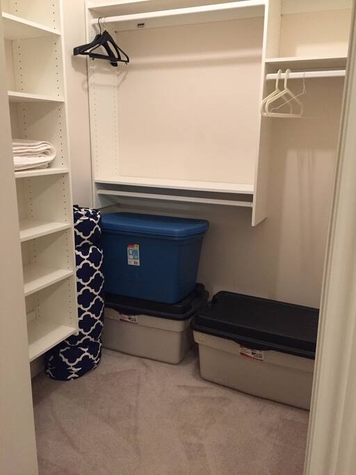 Walking closet