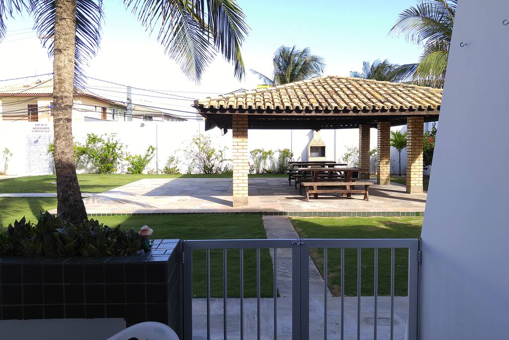 Quiósque, vista de frente da casa.