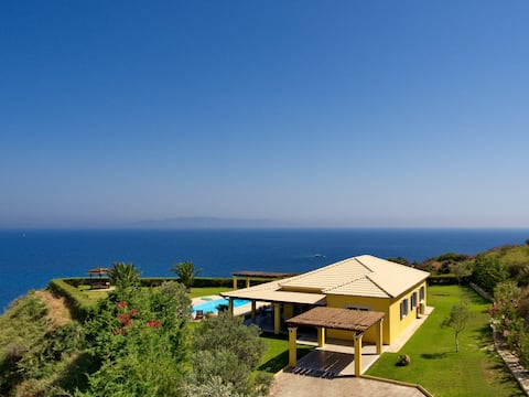 Villa Hephaestus, Spartia, Kefalonia Stunning View