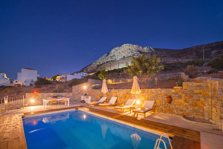 Aloni 3 bedroom Sea View Villa with private pool gallery image 5