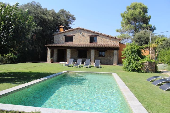 Fabulous traditional house in Costa Brava