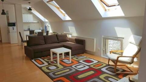 Ferencesek apartman. Pécs  belváros, 80 m2 lakás.