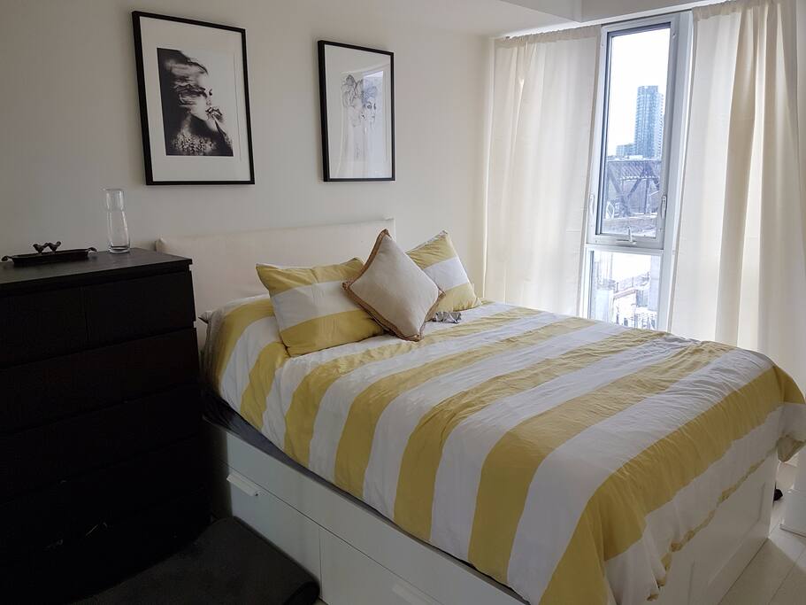 Private bedroom
