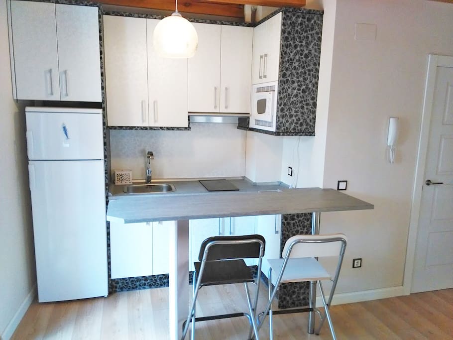 zona de cocina y comedor