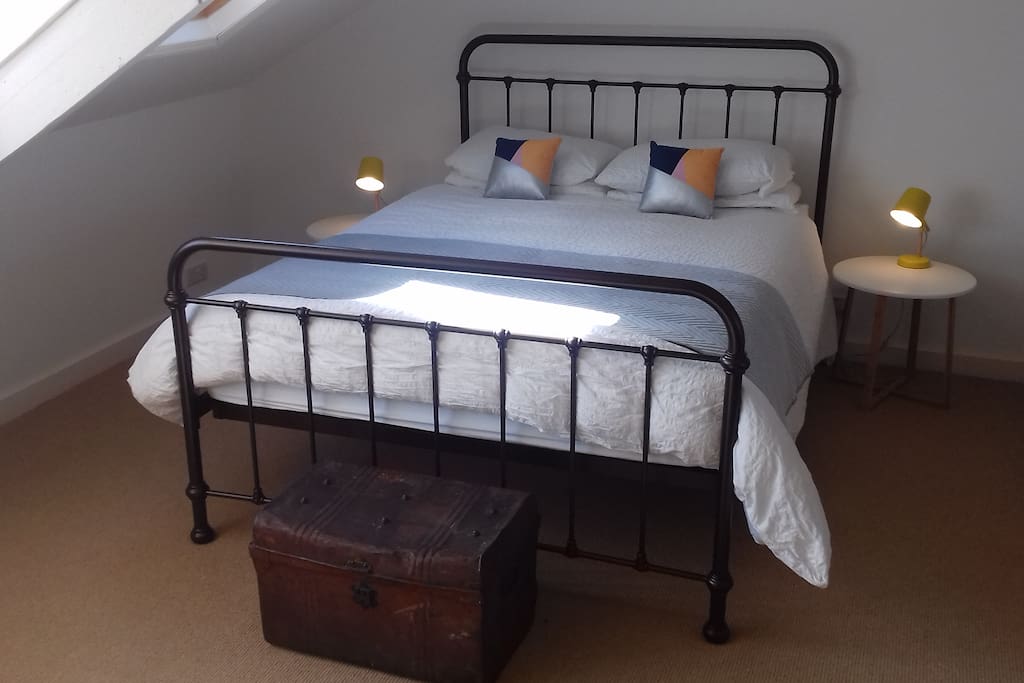 Brand new king size bed - bit of luxury!