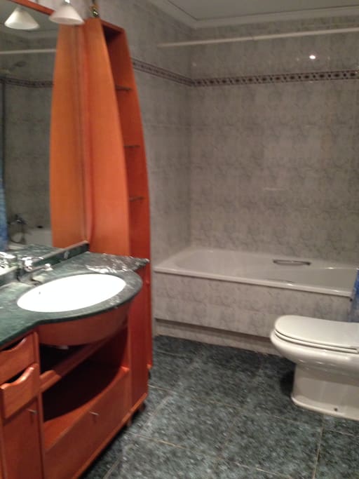 Salle de bain de la suite parentale