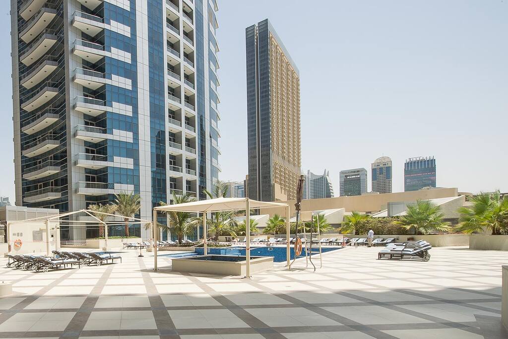 Bay Central Swimming Pool