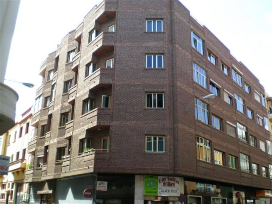 FACHADA EDIFICIO