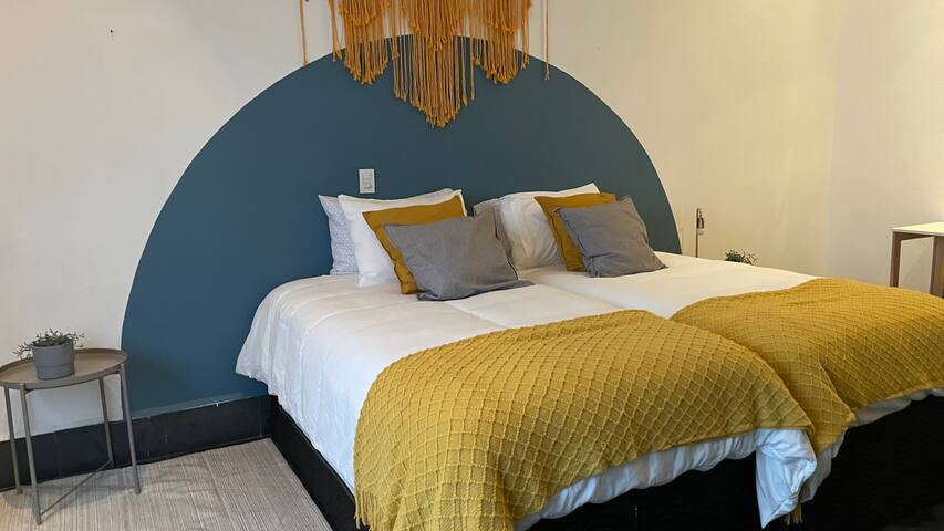 Stunning Home in Condesa Roma Spacious A/C gallery image 4