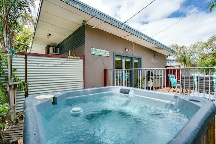 HAPPY DAYS Beach House