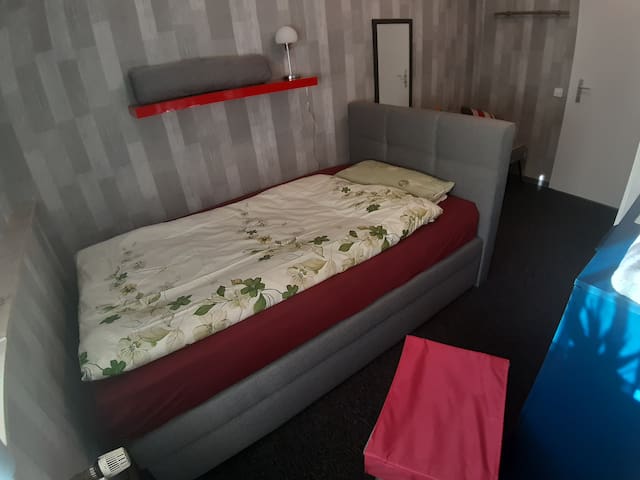 Airbnb Holzwickede Vacation Rentals Places To Stay