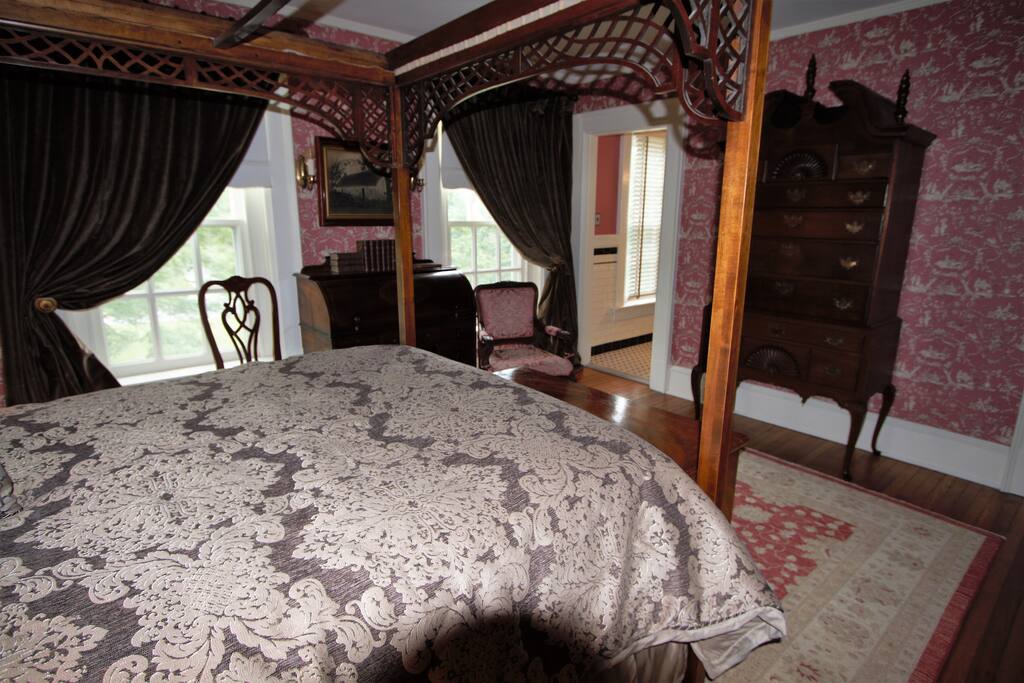 The Long Branch Room with private bath