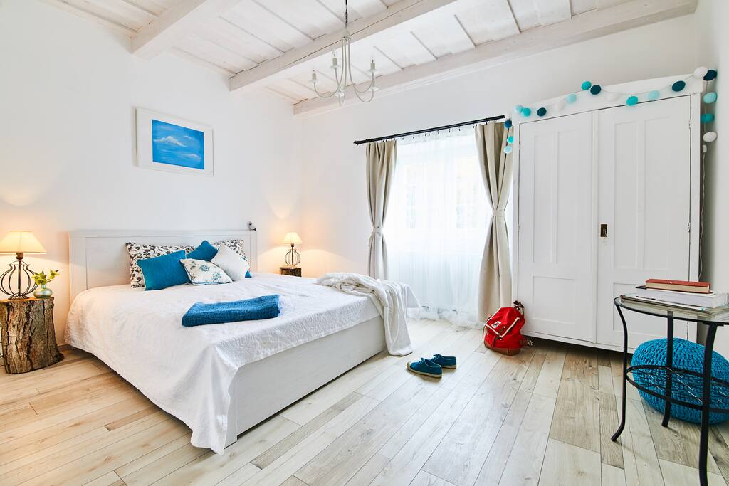 Ground floor Bedroom 1