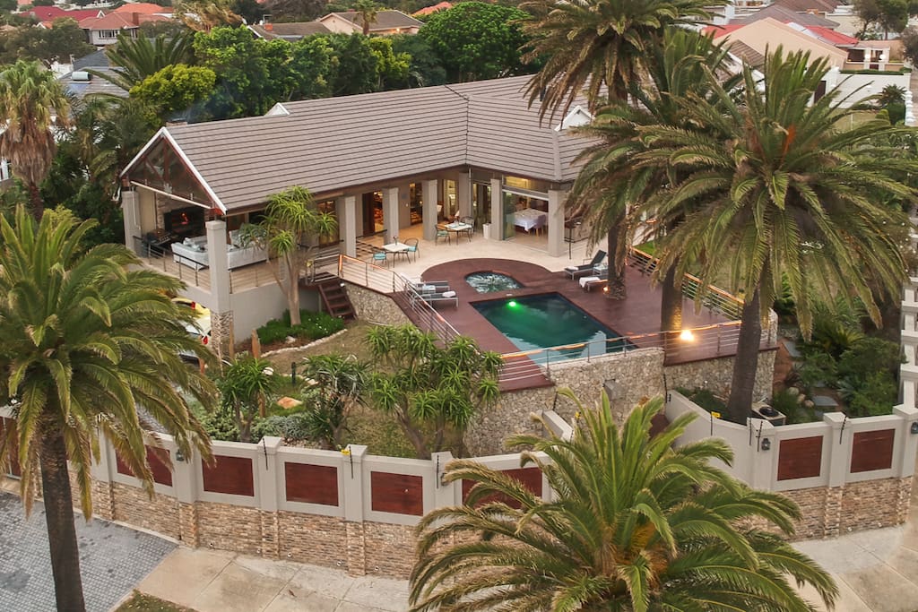 Bird's-eye view