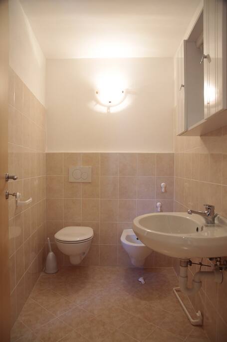 Bagno piano primo