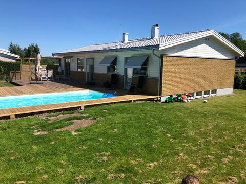 Villaidyll i Bergs slussar