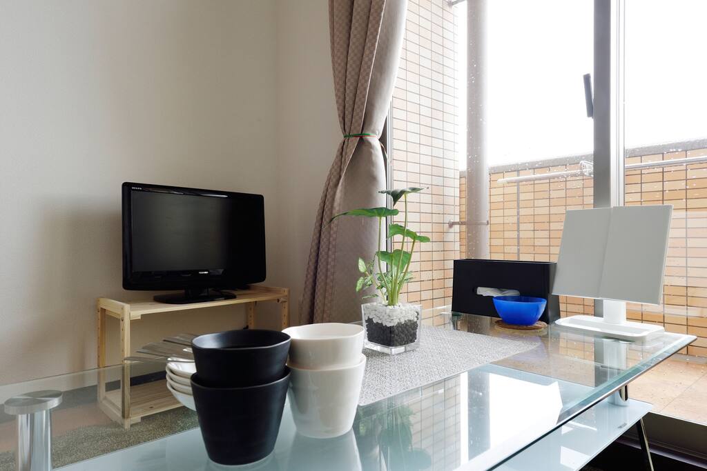 ALL private(Bed room,kitchen,Bathroom,toilet). There are not other guests.